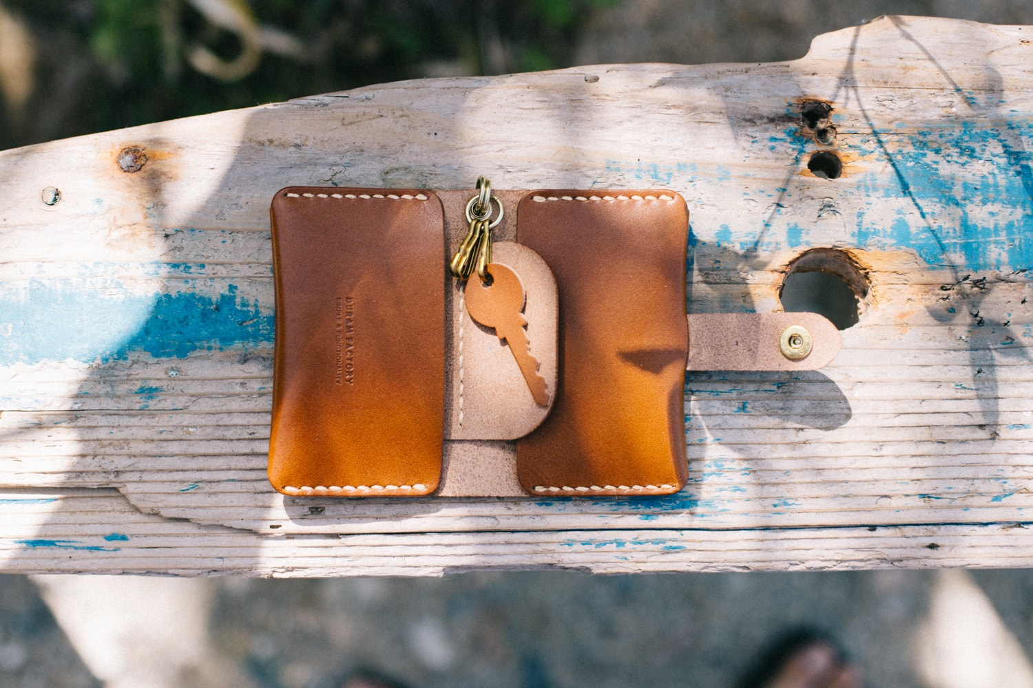 カードポケット付きのキーケース | ハンドメイド革小物のDuram Factory
