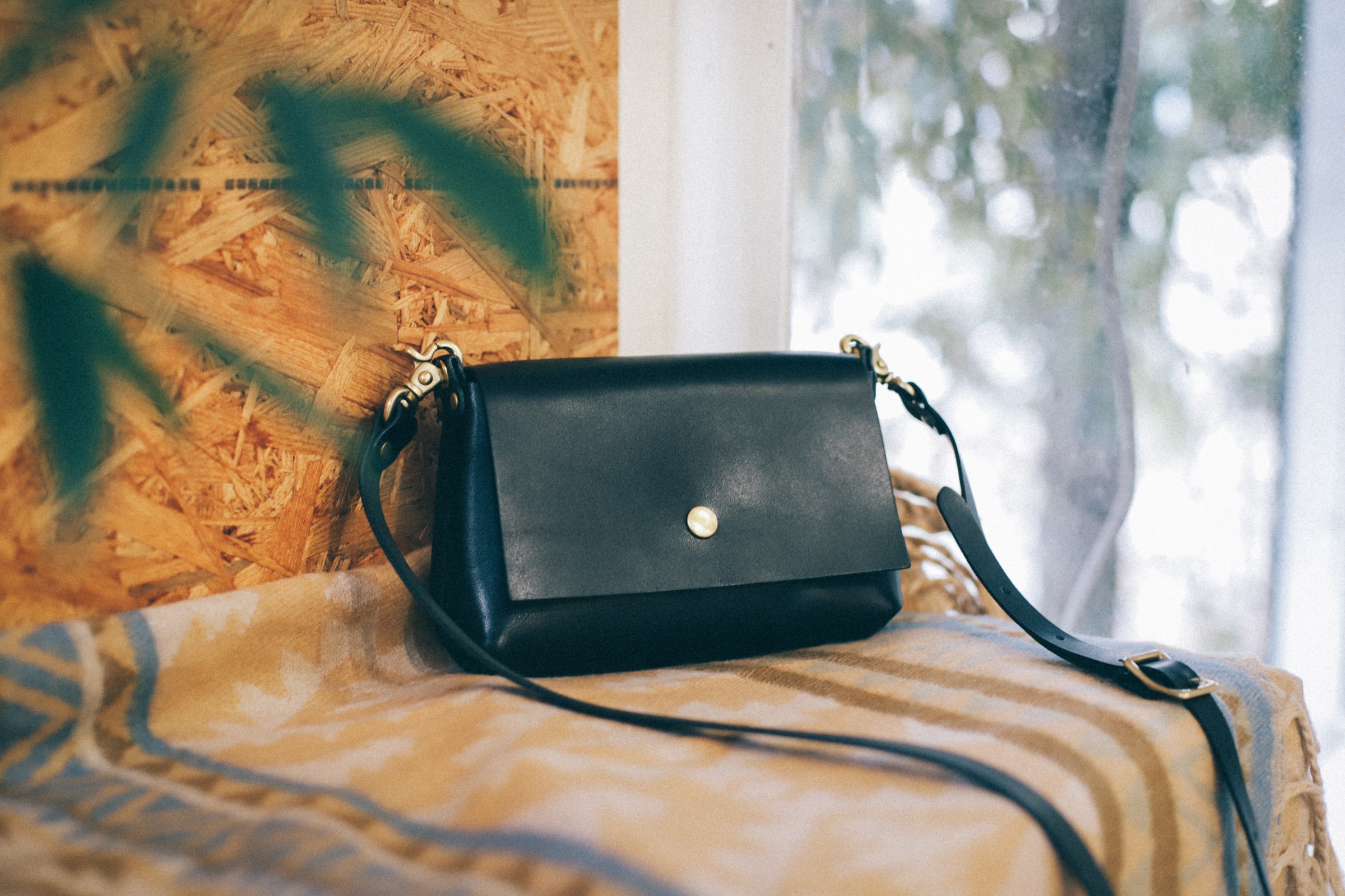 �٥����֥륿��˥�쥶���ΥХå�