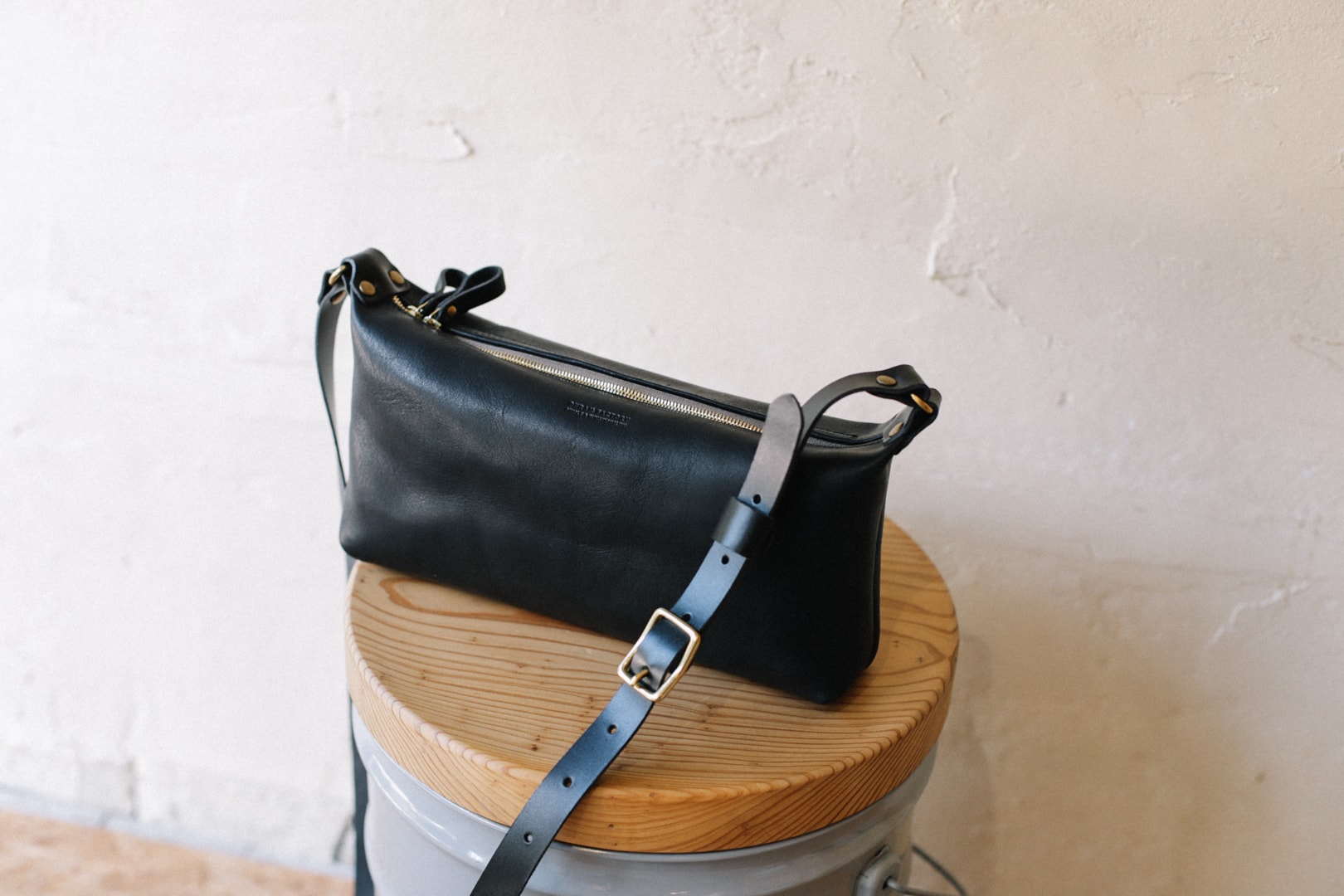 DURAM �ե����ʡ����������Хå�BLACK